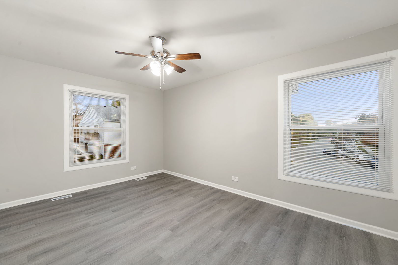 602 Bryn Mawr Court #602, Schaumburg, IL 60194