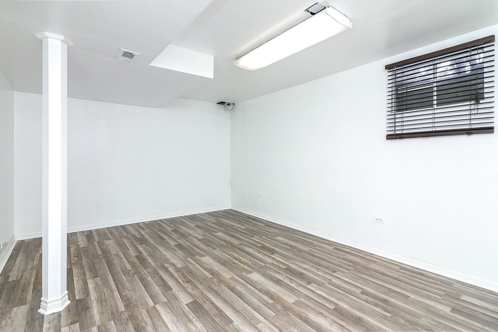 3 Hickory Oaks Court, Bolingbrook, IL 60490