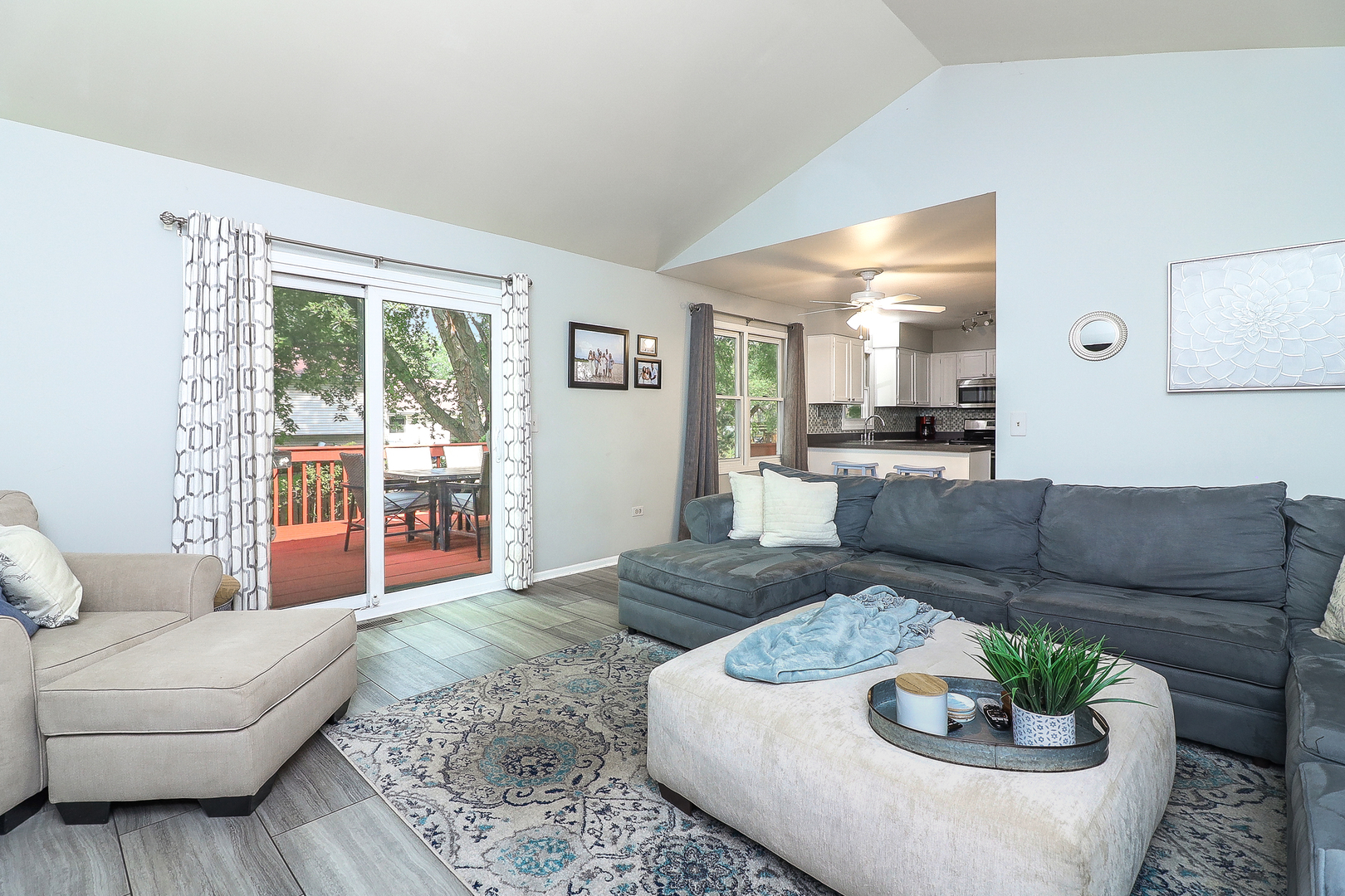 3 Hickory Oaks Court, Bolingbrook, IL 60490