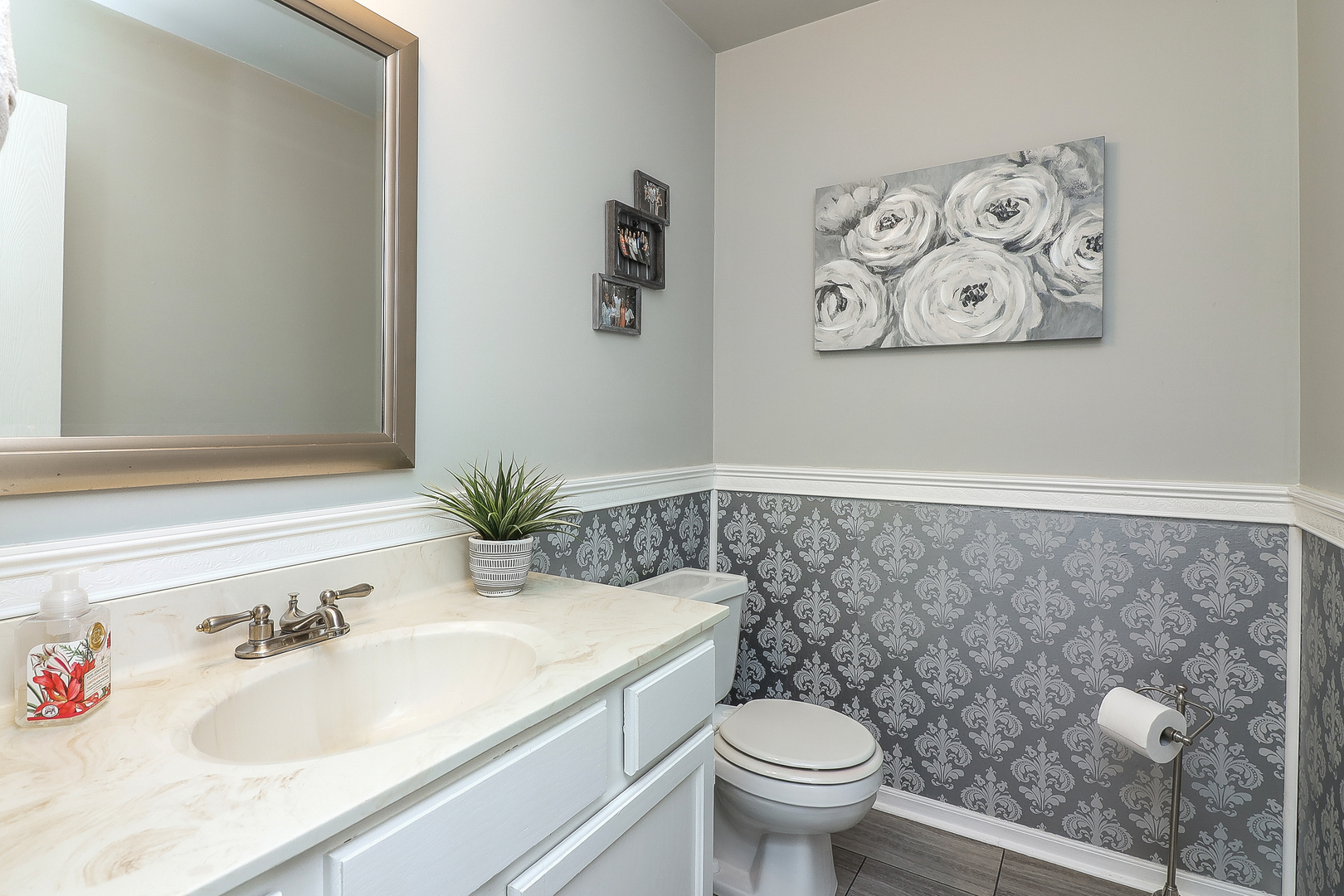 3 Hickory Oaks Court, Bolingbrook, IL 60490