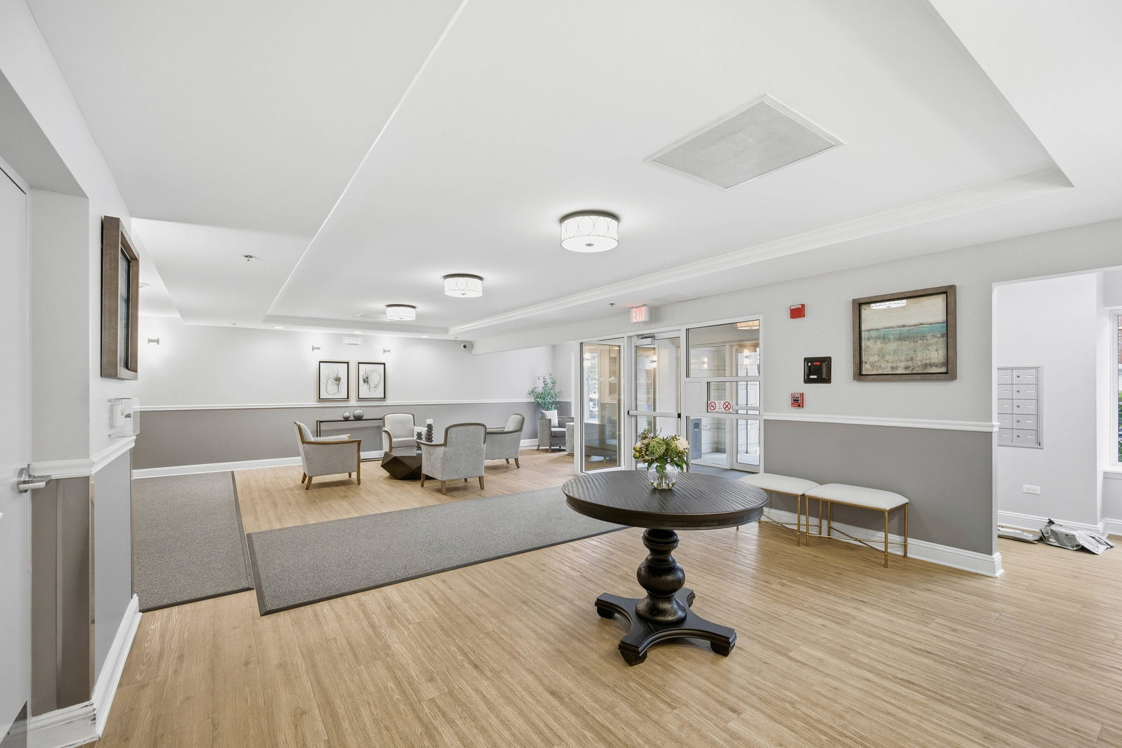 390 W Mahogany Court #606, Palatine, IL 60067