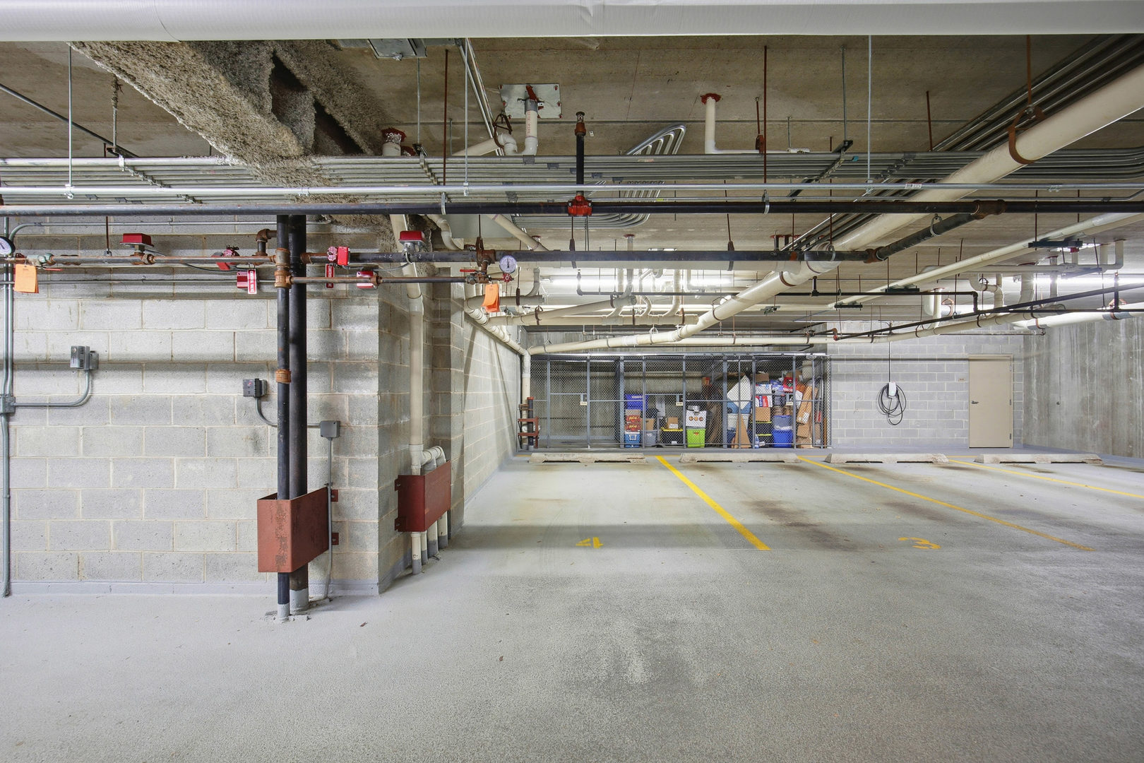 390 W Mahogany Court #606, Palatine, IL 60067