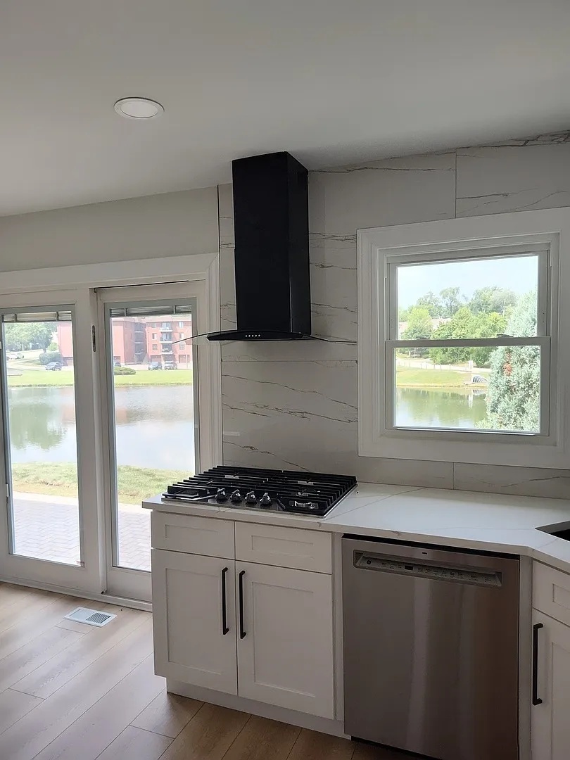 1028 Aspen Court, Lake Zurich, IL 60047