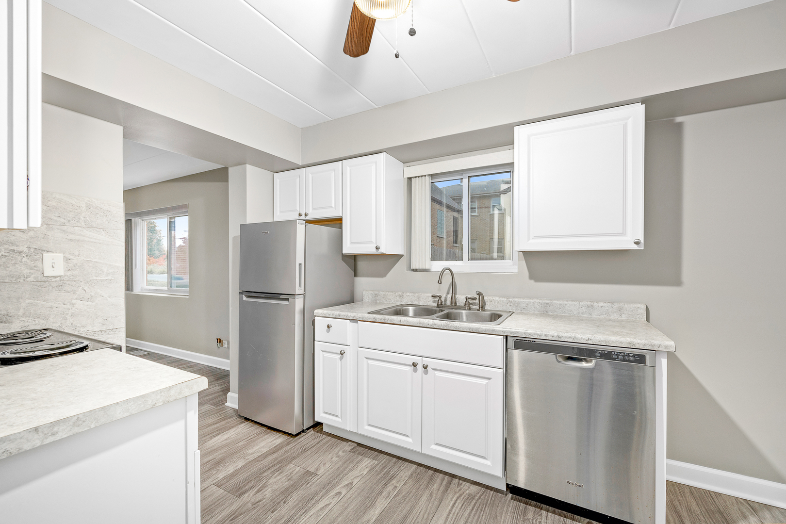 332 Maple Avenue #1, Downers Grove, IL 60515