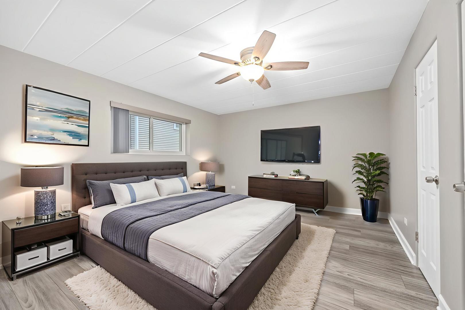 332 Maple Avenue #1, Downers Grove, IL 60515