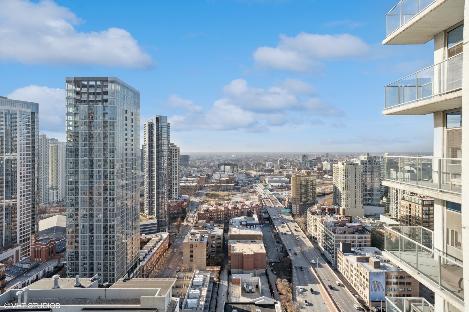 303 W OHIO Street #3206, Chicago, IL 60654