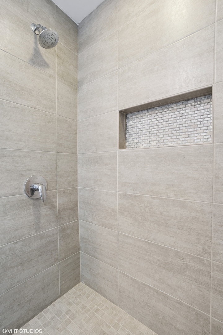 303 W OHIO Street #3206, Chicago, IL 60654