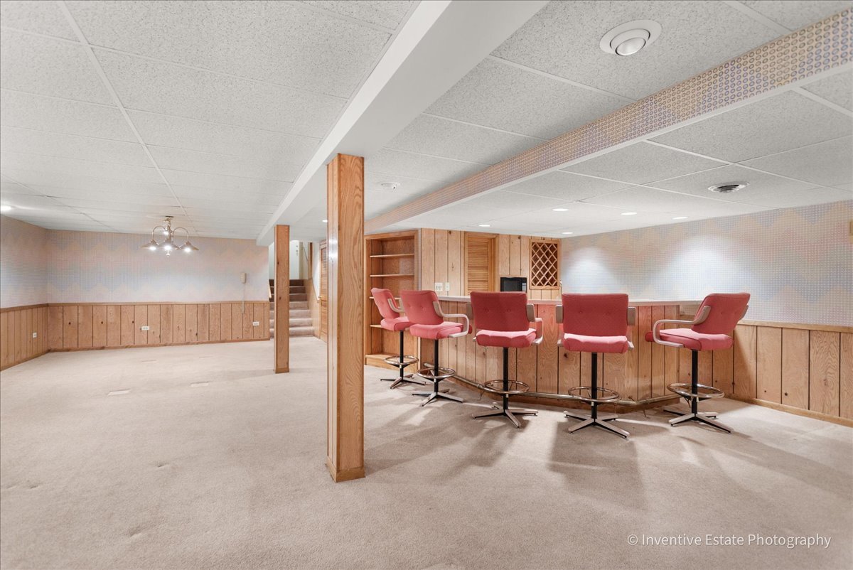 814 S Saylor Avenue, Elmhurst, IL 60126