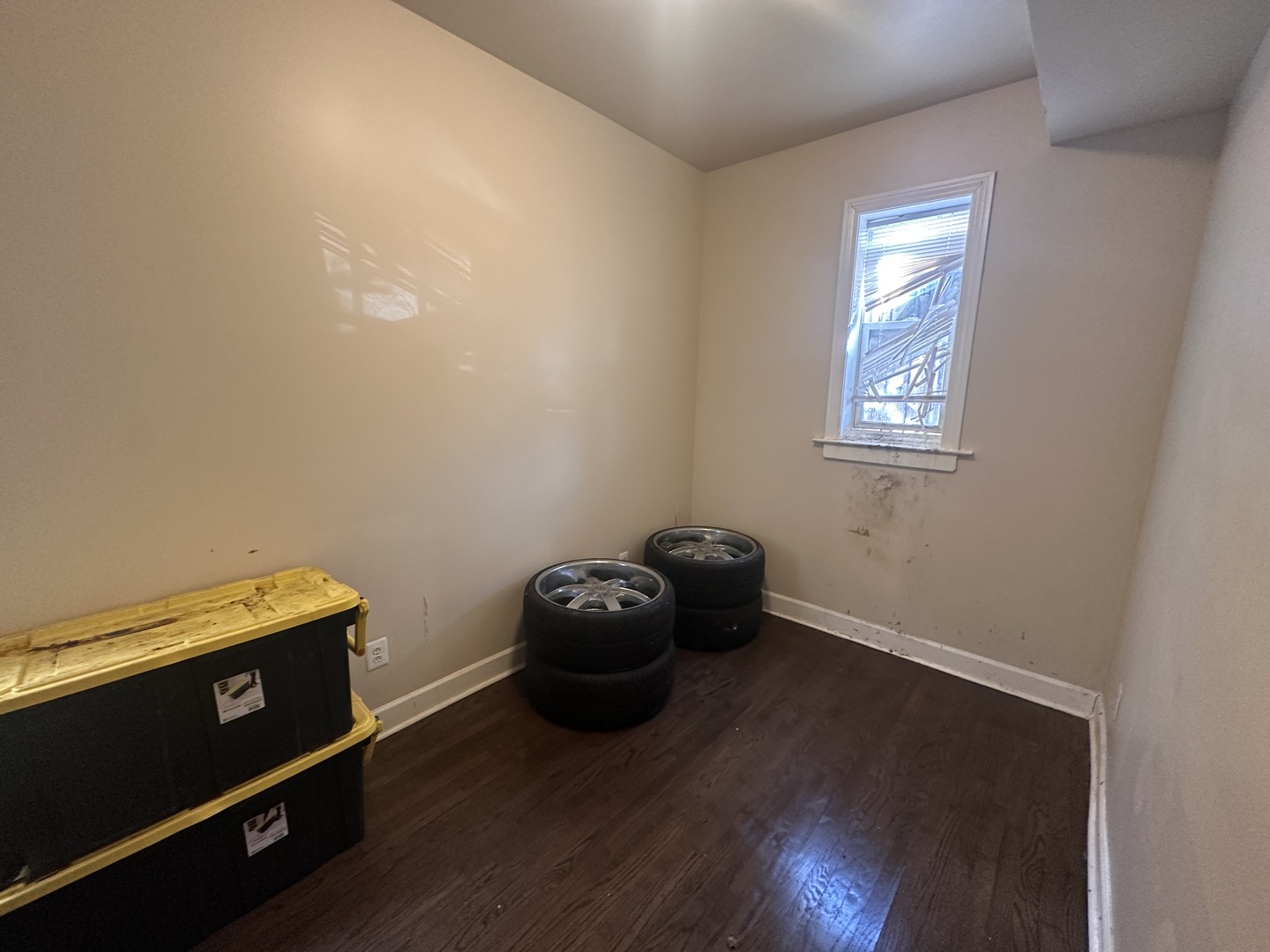 1613 S CENTRAL PARK Avenue, Chicago, IL 60623