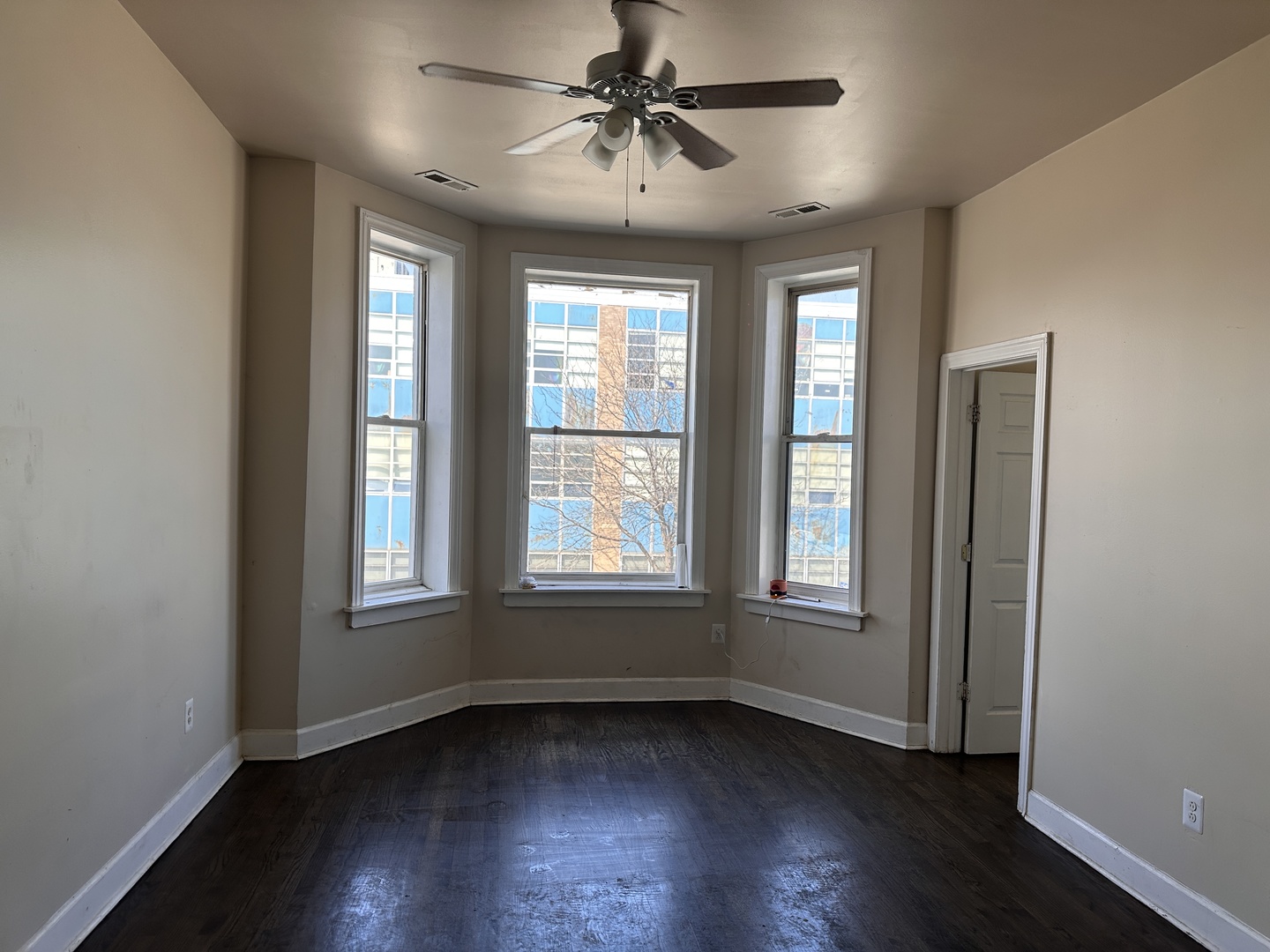 1613 S CENTRAL PARK Avenue, Chicago, IL 60623