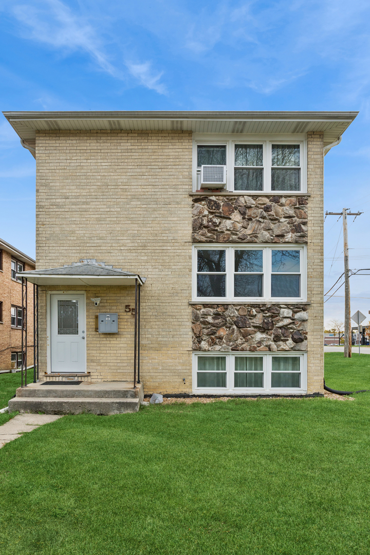 55 W ANN Street #B, Lombard, IL 60148