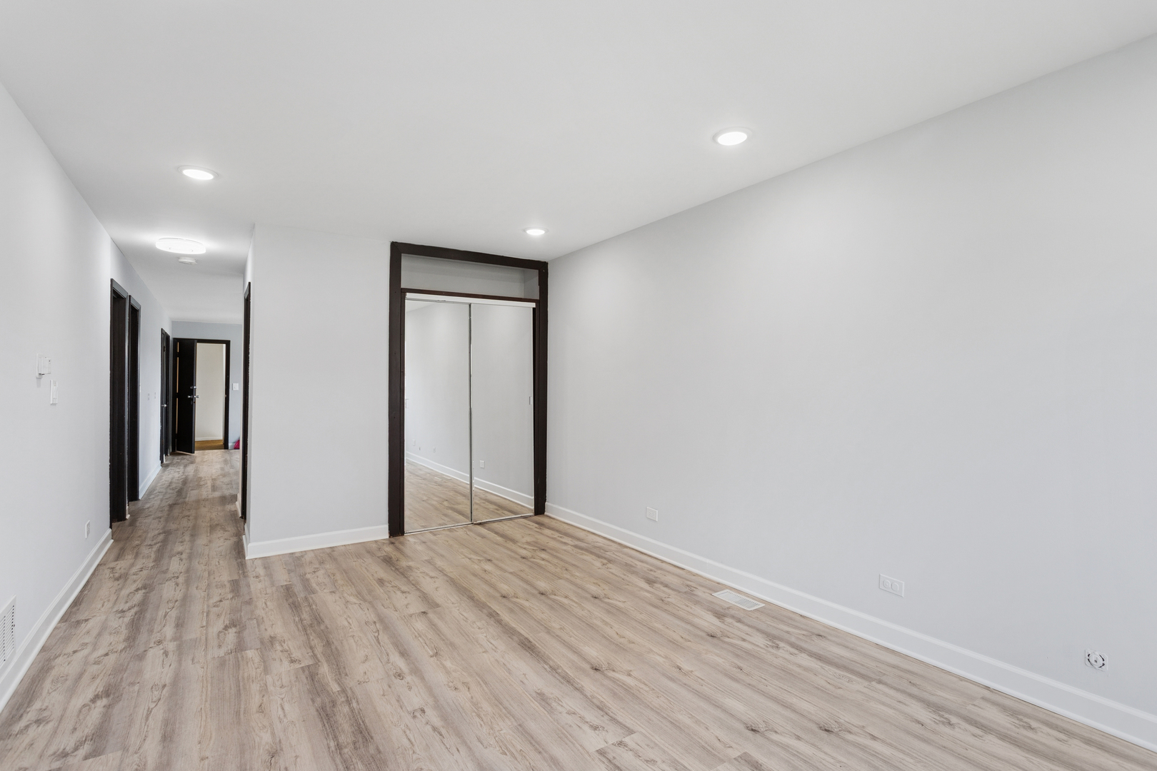 55 W ANN Street #B, Lombard, IL 60148