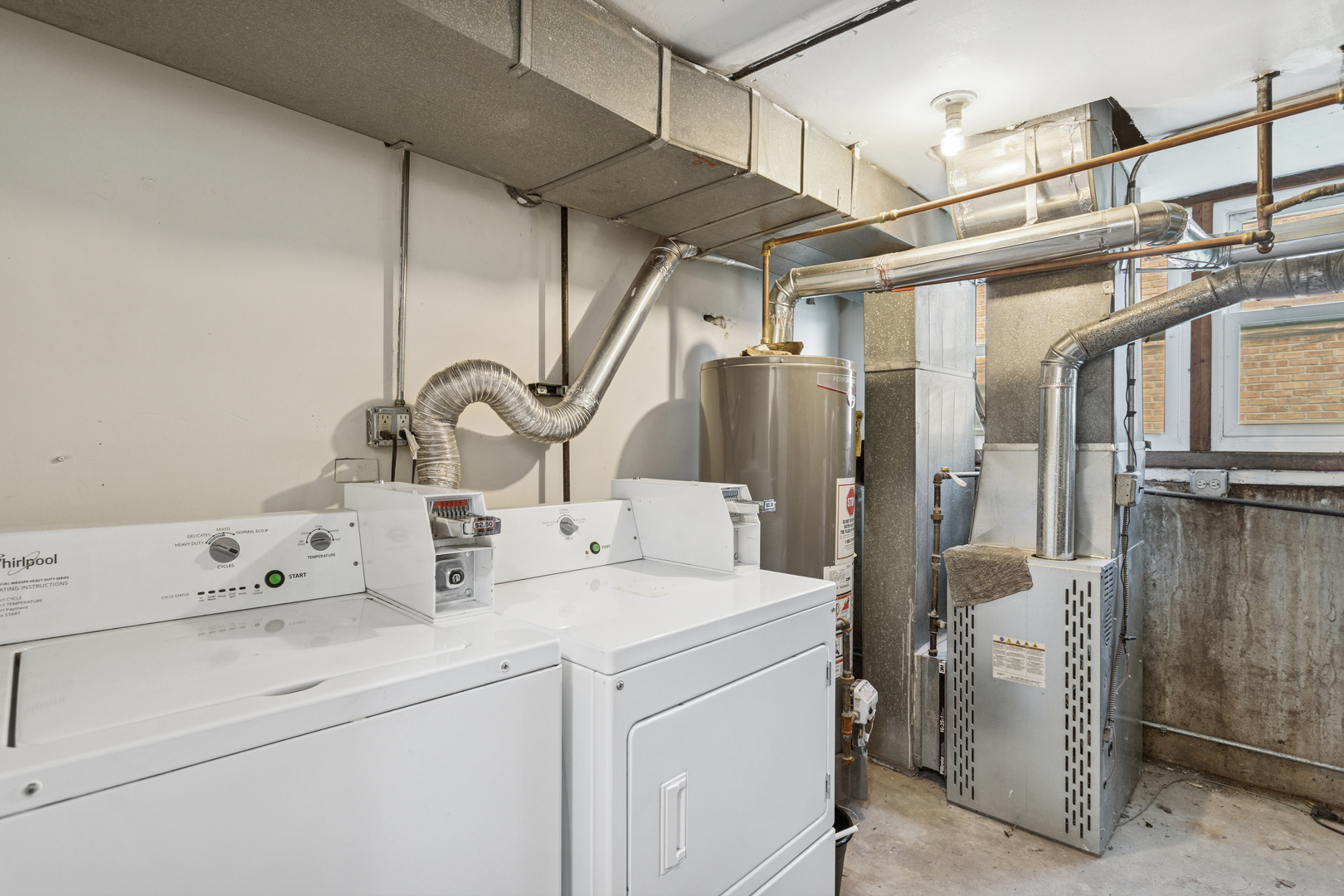 55 W ANN Street #B, Lombard, IL 60148