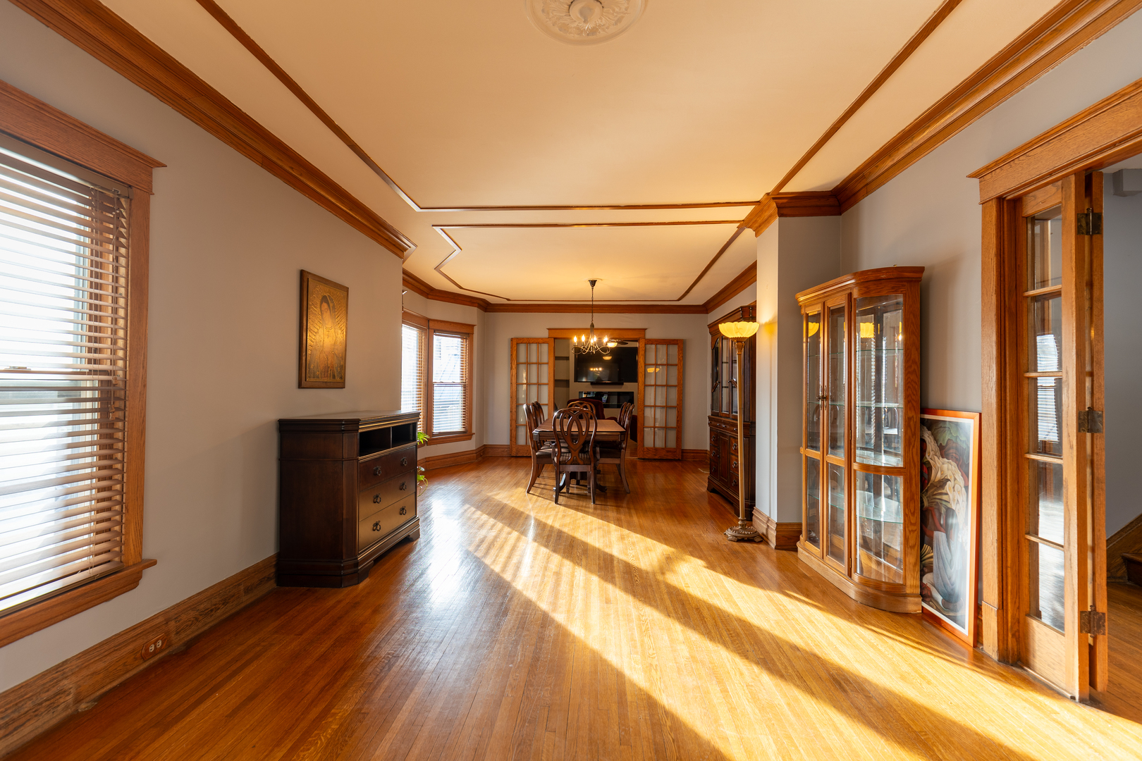 3416 Euclid Avenue, Berwyn, IL 60402