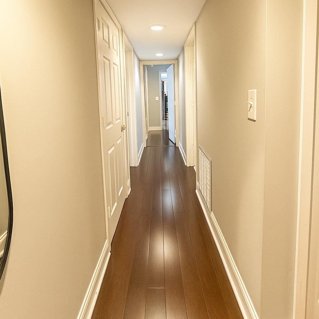 905 Center Street #208, Des Plaines, IL 60016