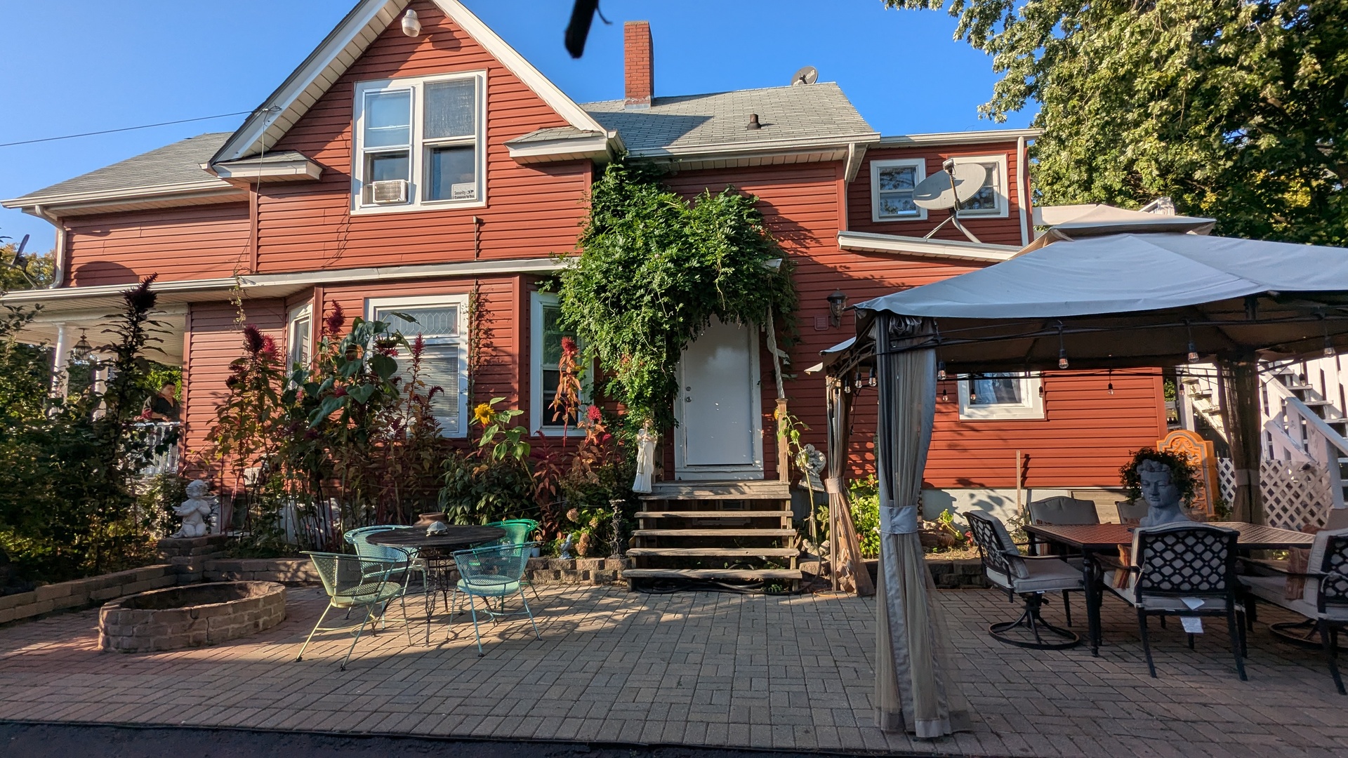 23 N JACKSON Street, Waukegan, IL 60085