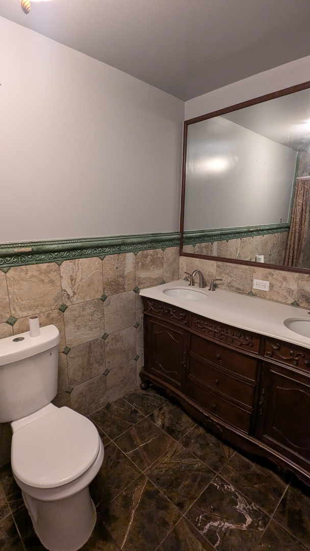 23 N JACKSON Street, Waukegan, IL 60085