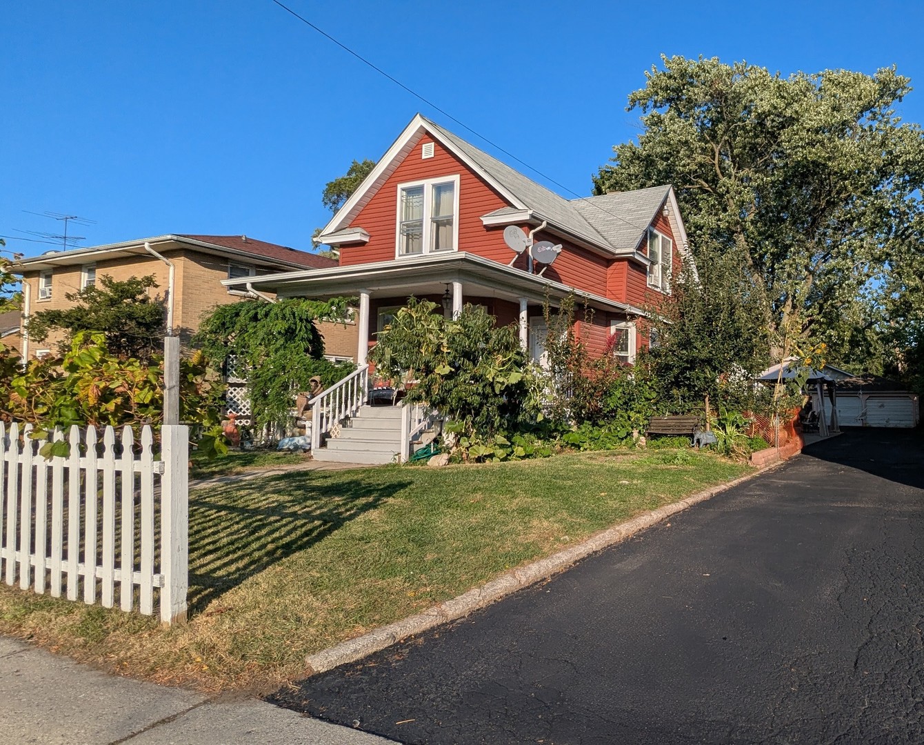23 N JACKSON Street, Waukegan, IL 60085