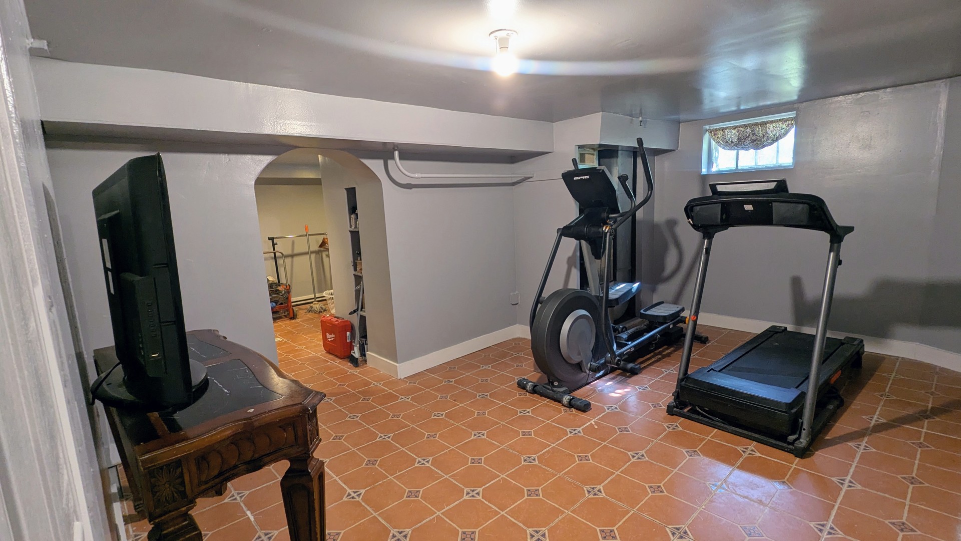 23 N JACKSON Street, Waukegan, IL 60085