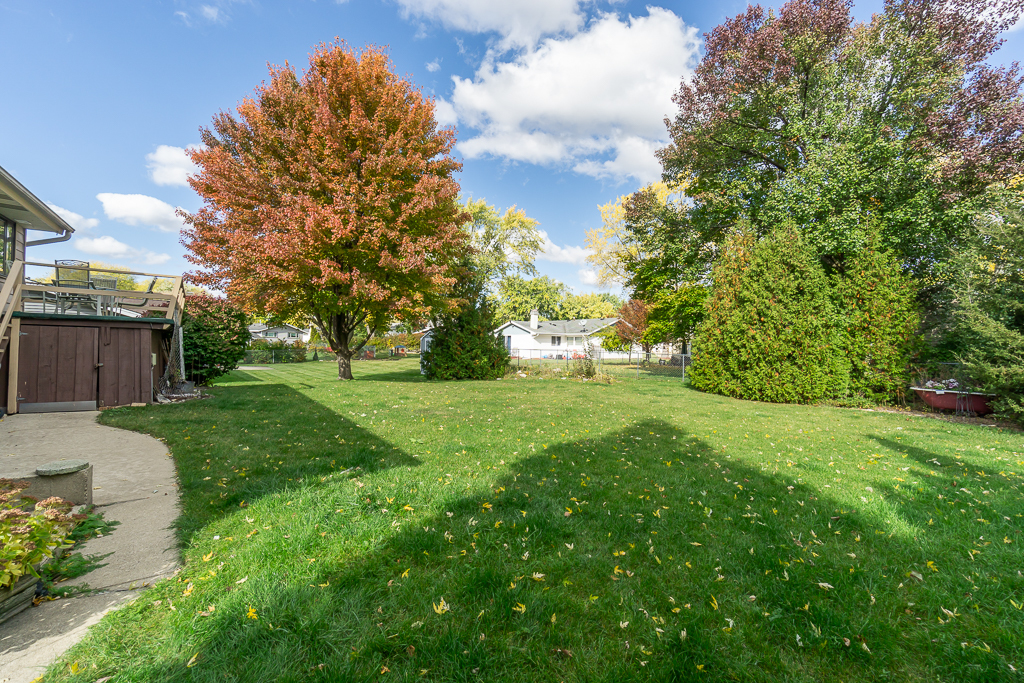 1908 Capri Lane, Schaumburg, IL 60193