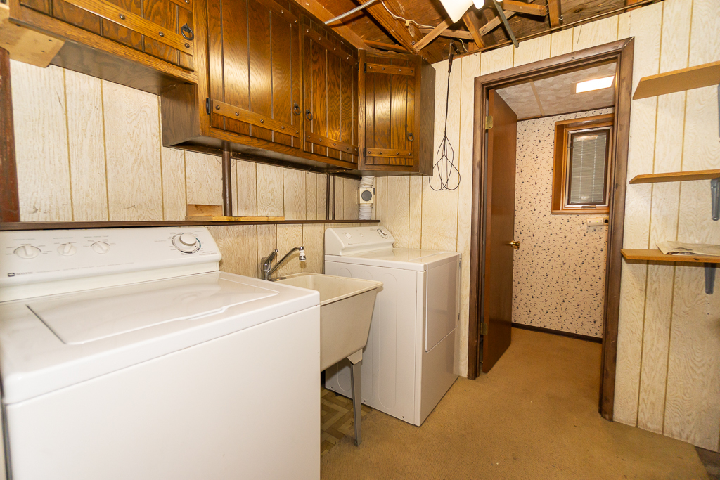 1908 Capri Lane, Schaumburg, IL 60193