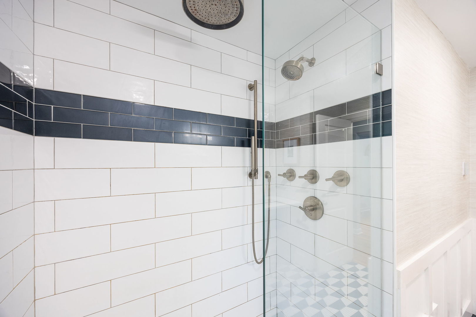 4637 Oakwood Avenue, Downers Grove, IL 60515