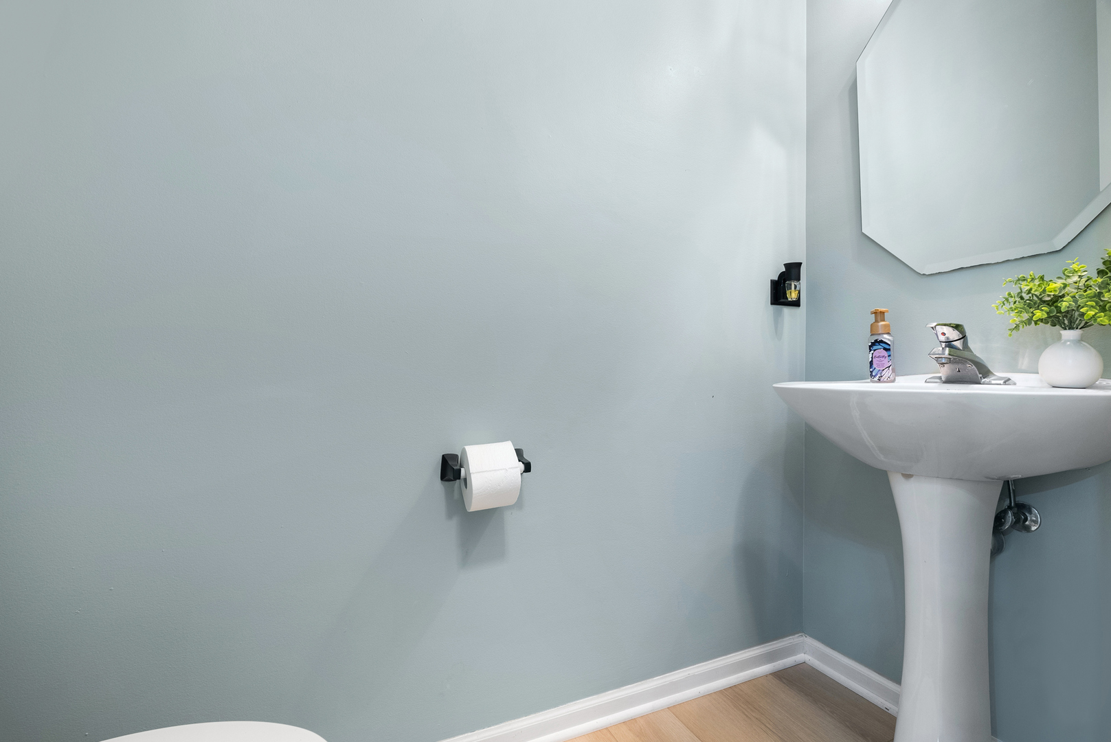 2197 Wilson Creek Circle, Aurora, IL 60503