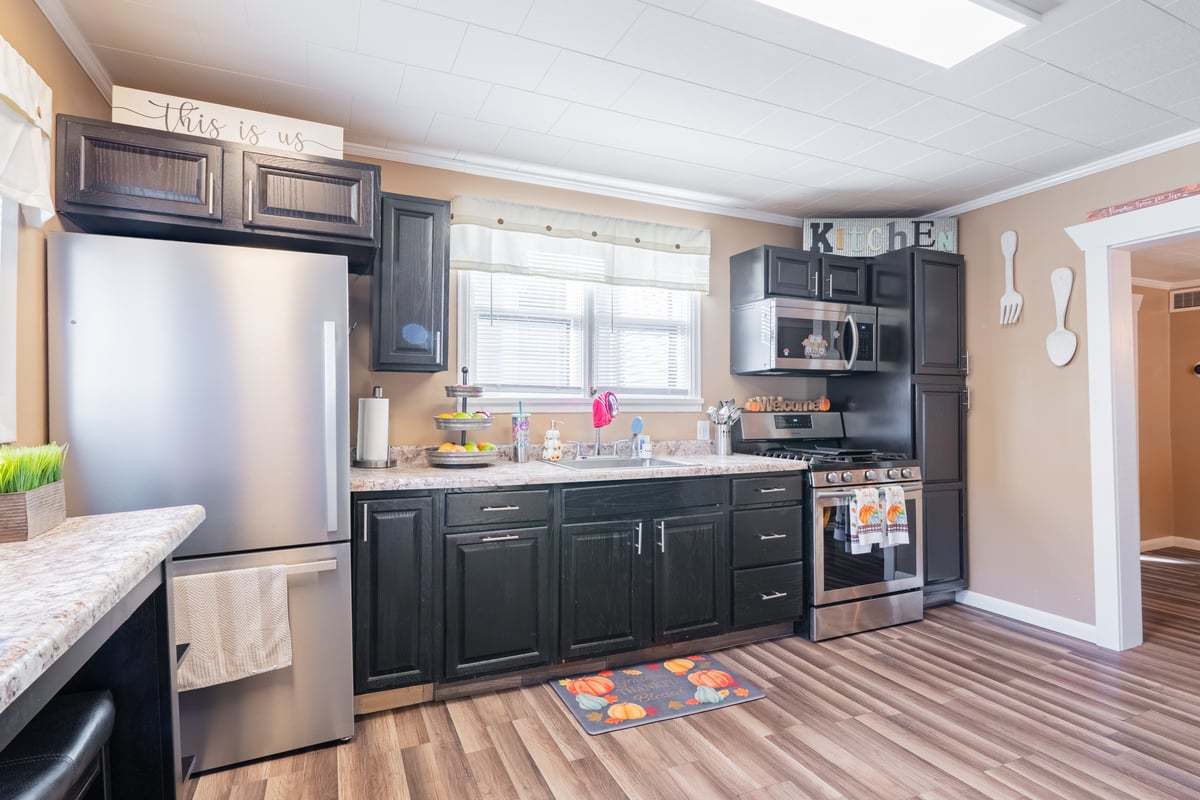 1206 E Main Street, Clinton, IL 61727