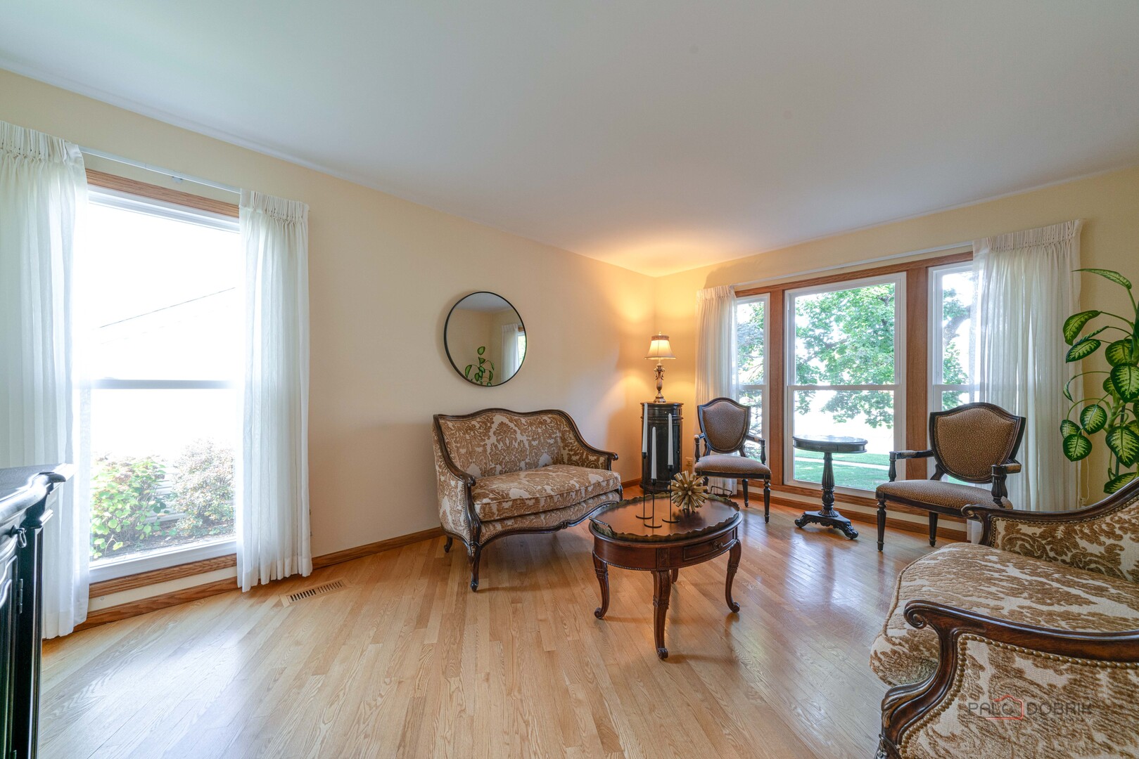 126 S Fiore Parkway, Vernon Hills, IL 60061