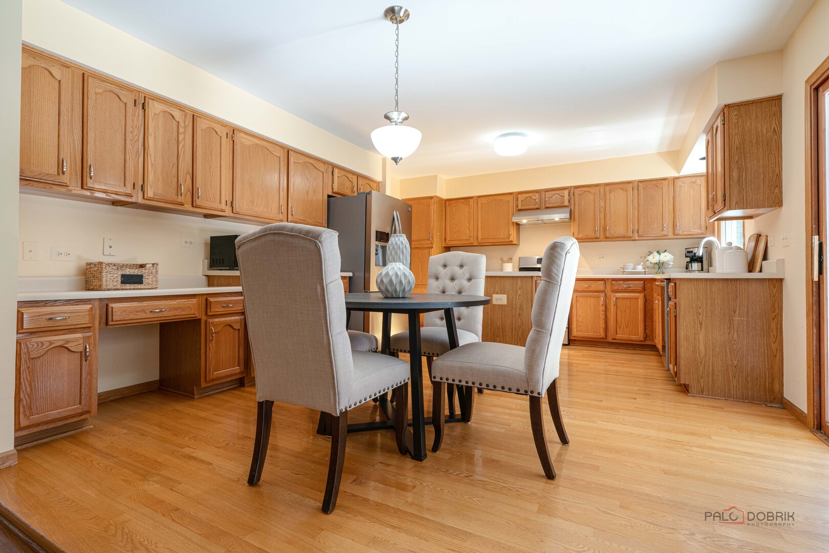 126 S Fiore Parkway, Vernon Hills, IL 60061