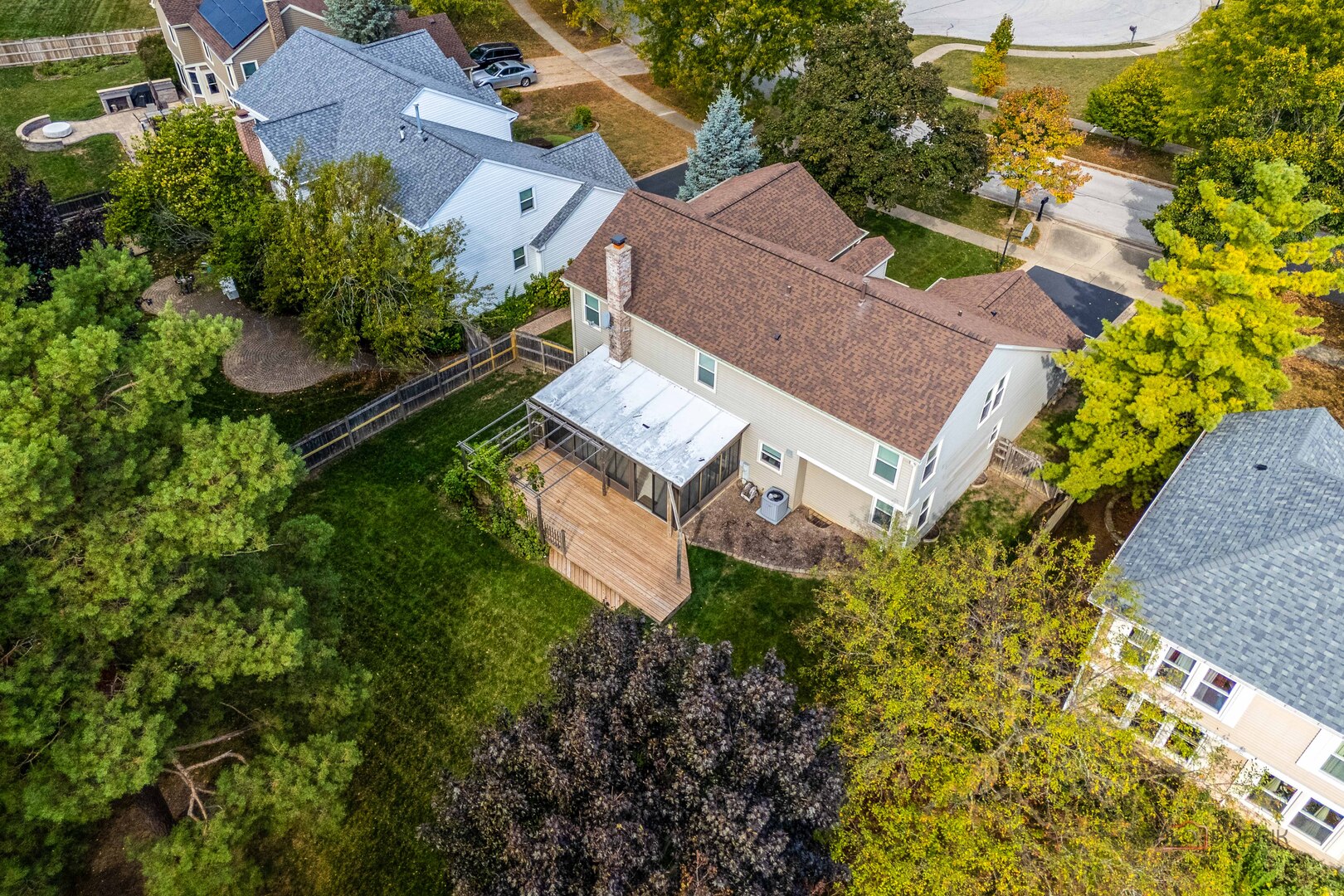 126 S Fiore Parkway, Vernon Hills, IL 60061