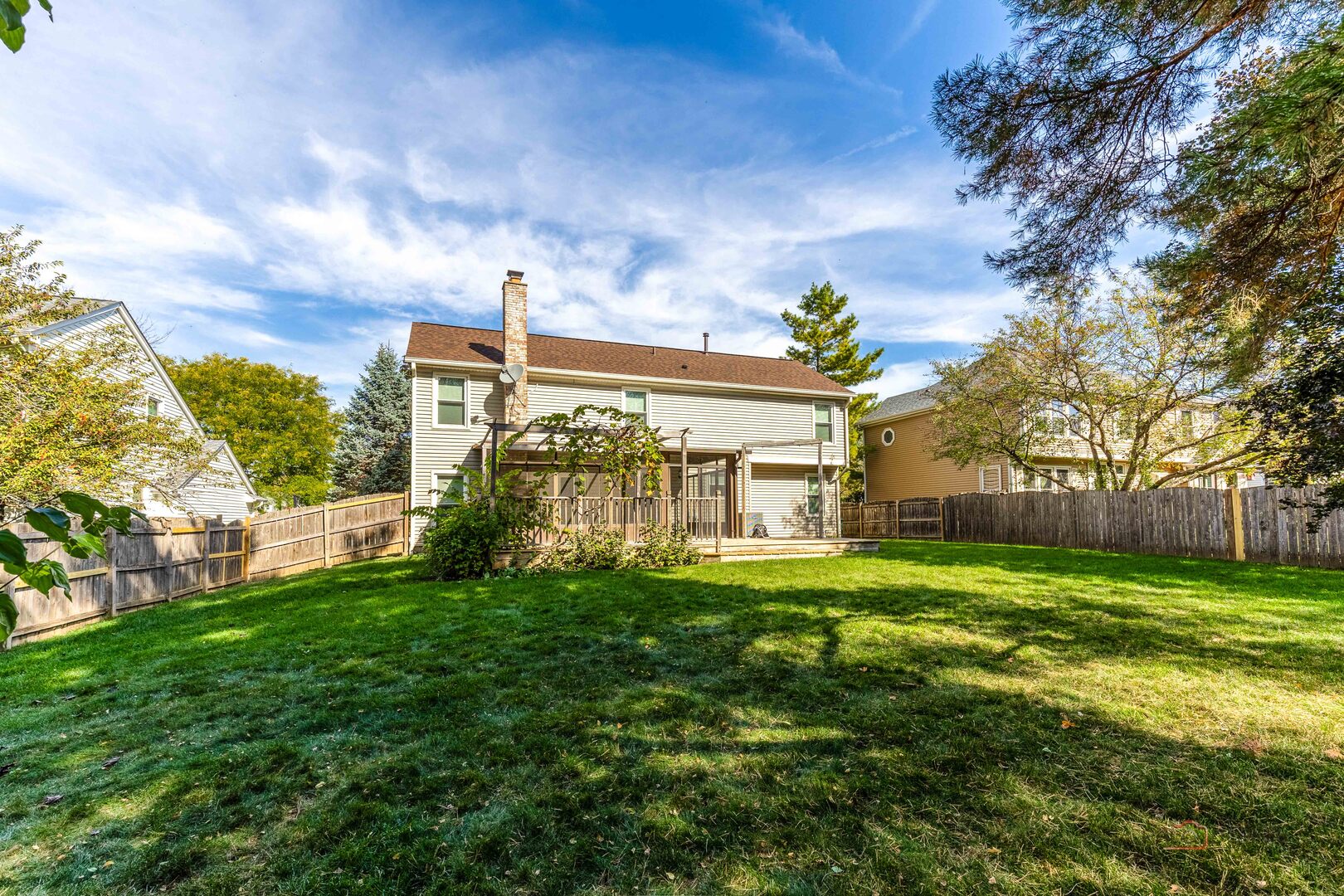 126 S Fiore Parkway, Vernon Hills, IL 60061