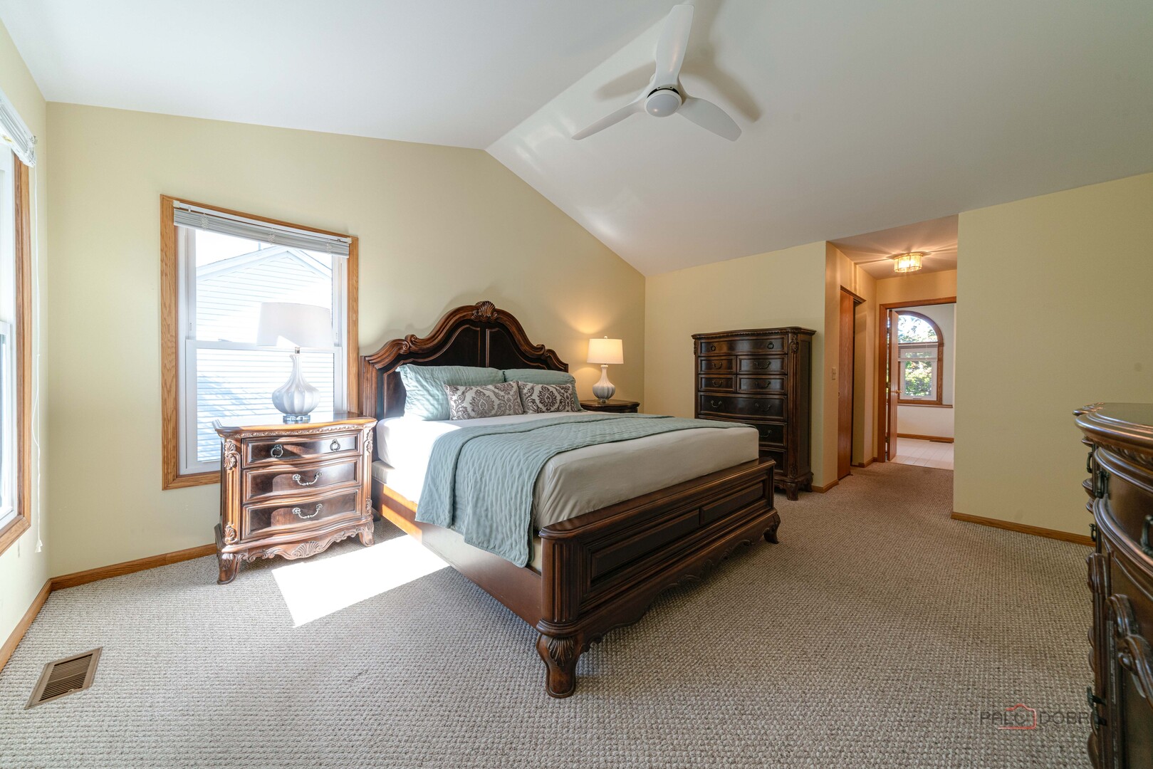 126 S Fiore Parkway, Vernon Hills, IL 60061