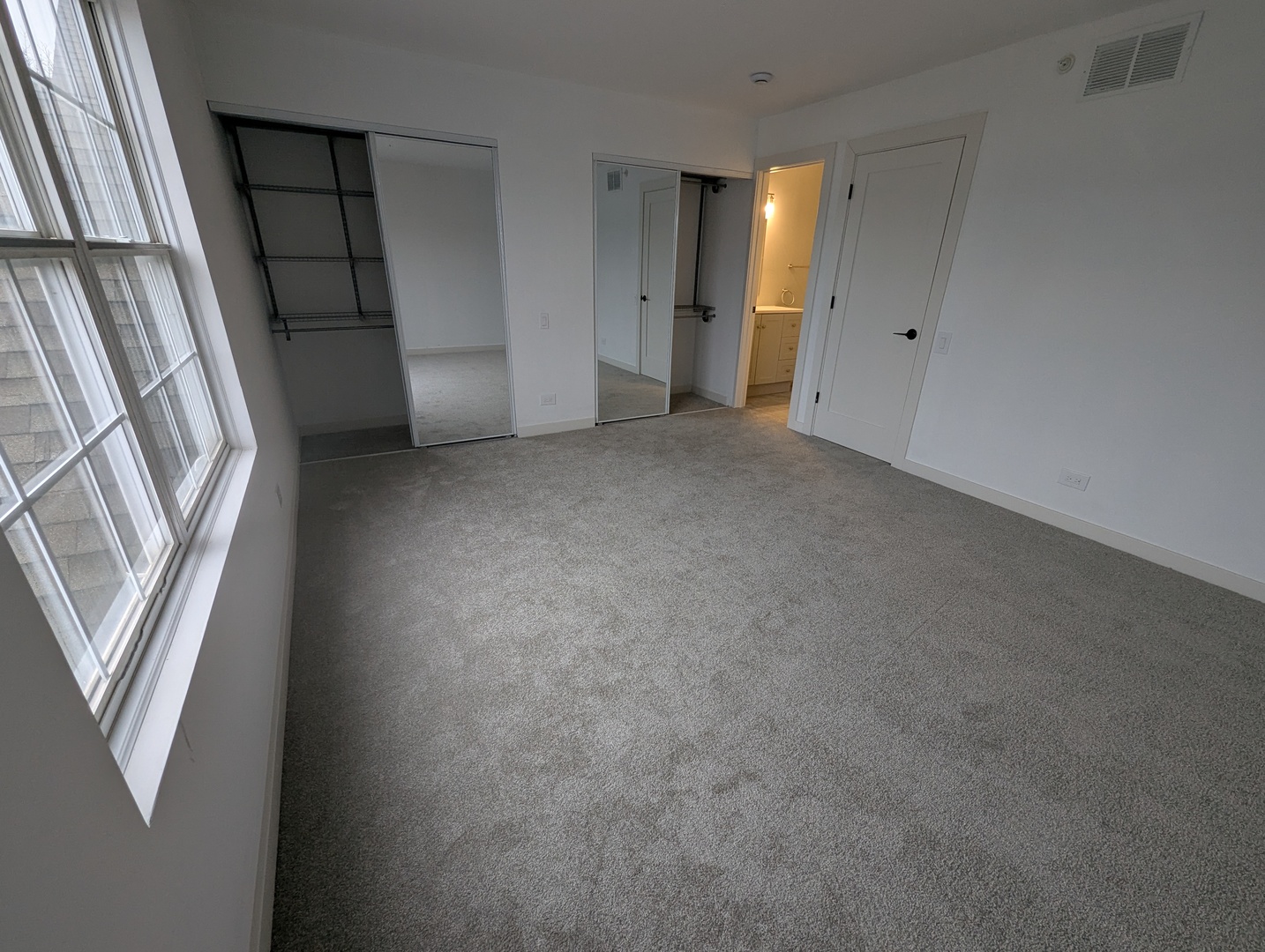 444 Arboretum Drive, Lombard, IL 60148