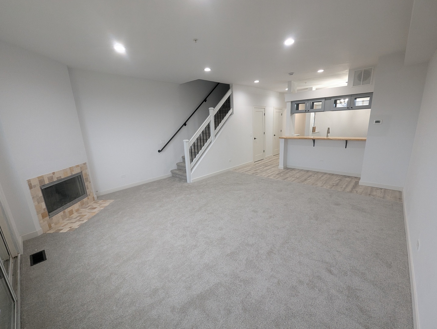 444 Arboretum Drive, Lombard, IL 60148