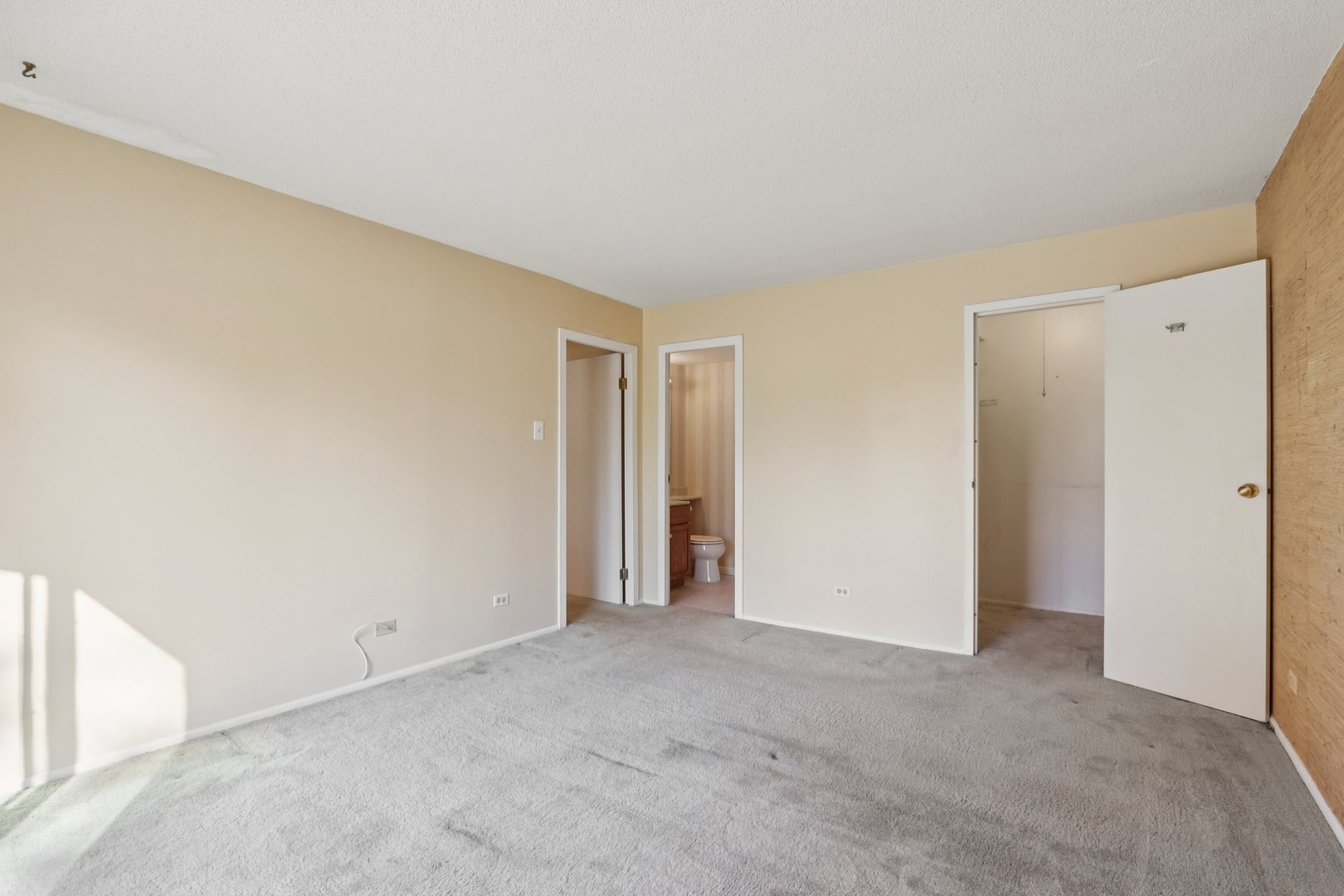 35 S Baybrook Drive #114, Palatine, IL 60074