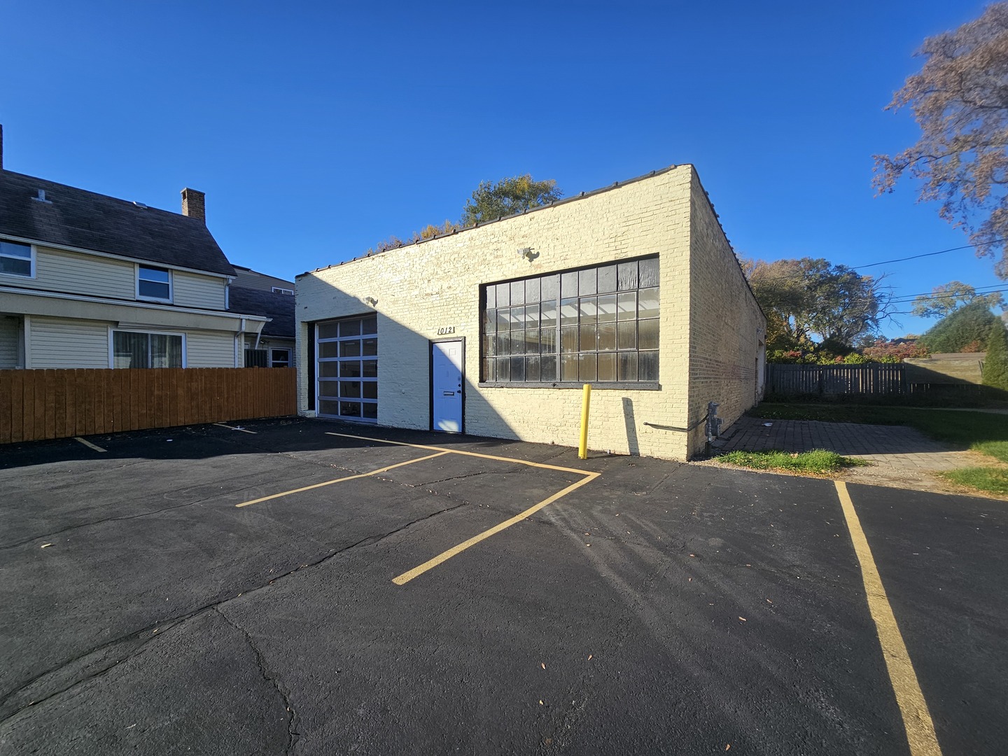 1012 Washington Street, Waukegan, IL 60085