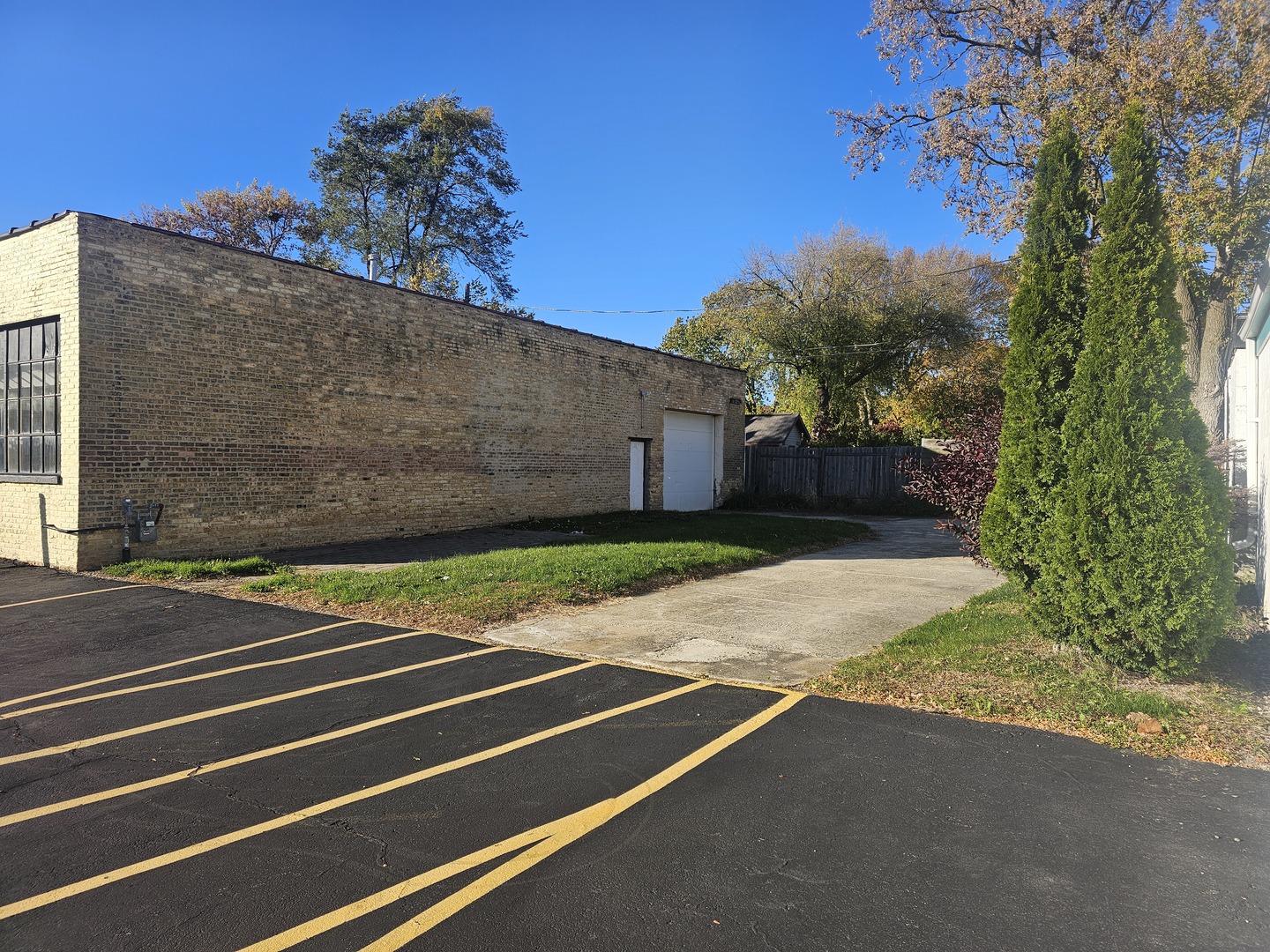 1012 Washington Street, Waukegan, IL 60085