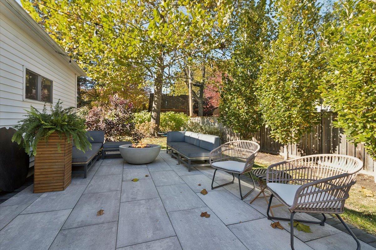 746 N Pine Avenue, Arlington Heights, IL 60004