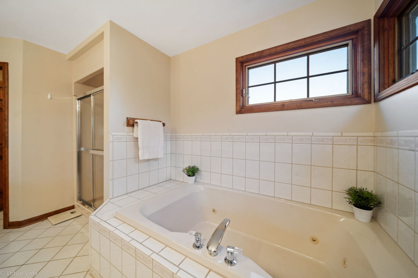 Downers Grove, IL 60516