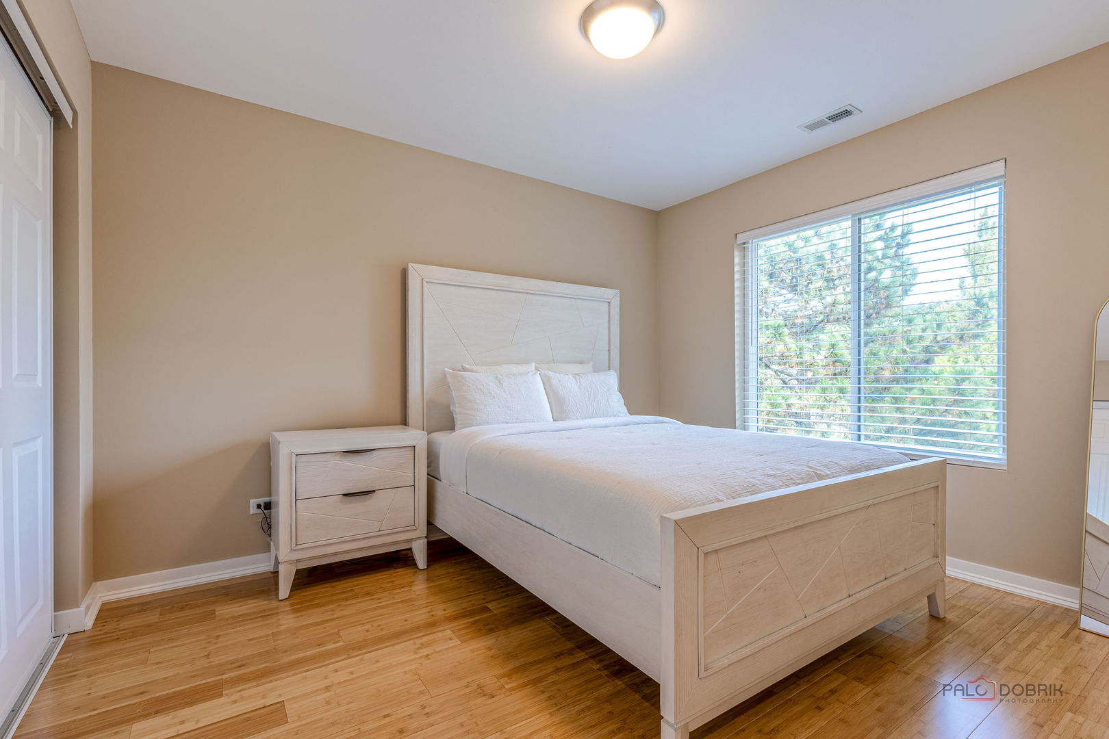 355 Woodhill Lane, Lake Villa, IL 60046