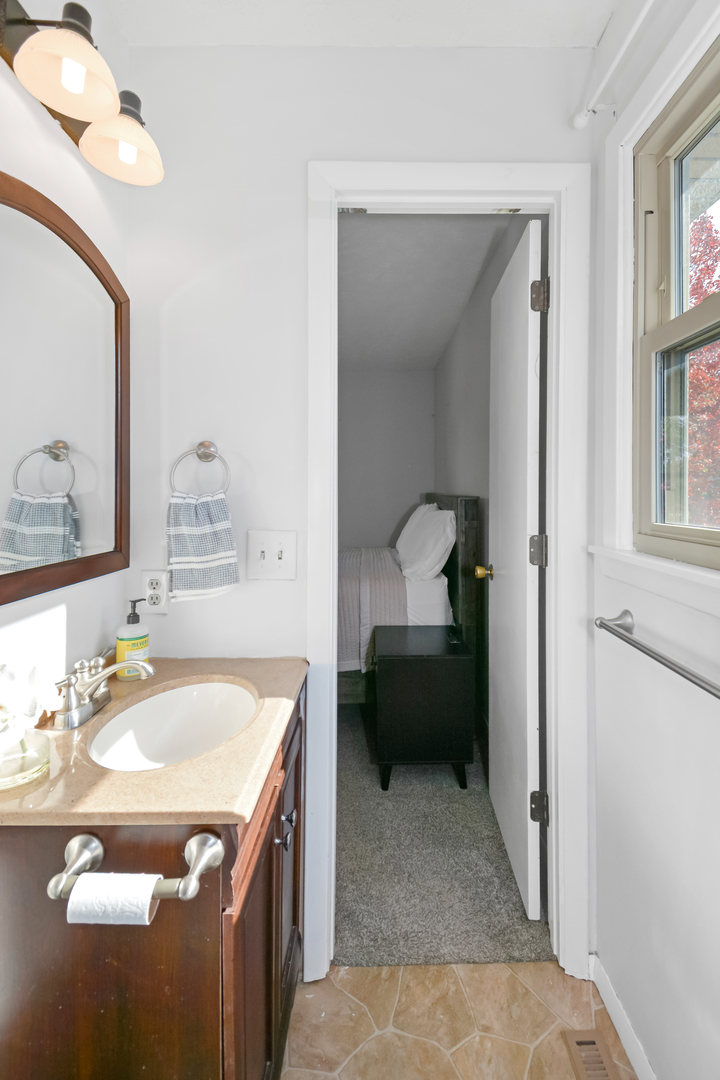 1314 Nicki Drive, Bloomington, IL 61704