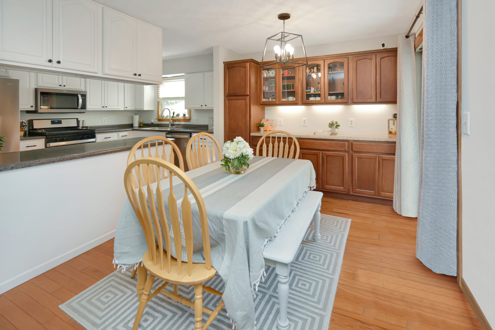 1314 Nicki Drive, Bloomington, IL 61704