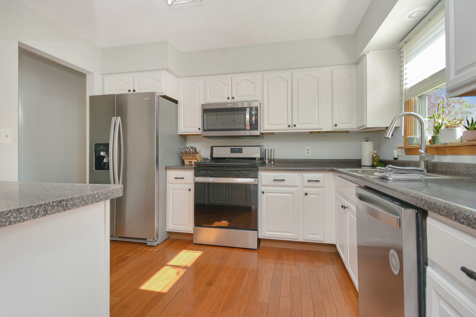 1314 Nicki Drive, Bloomington, IL 61704