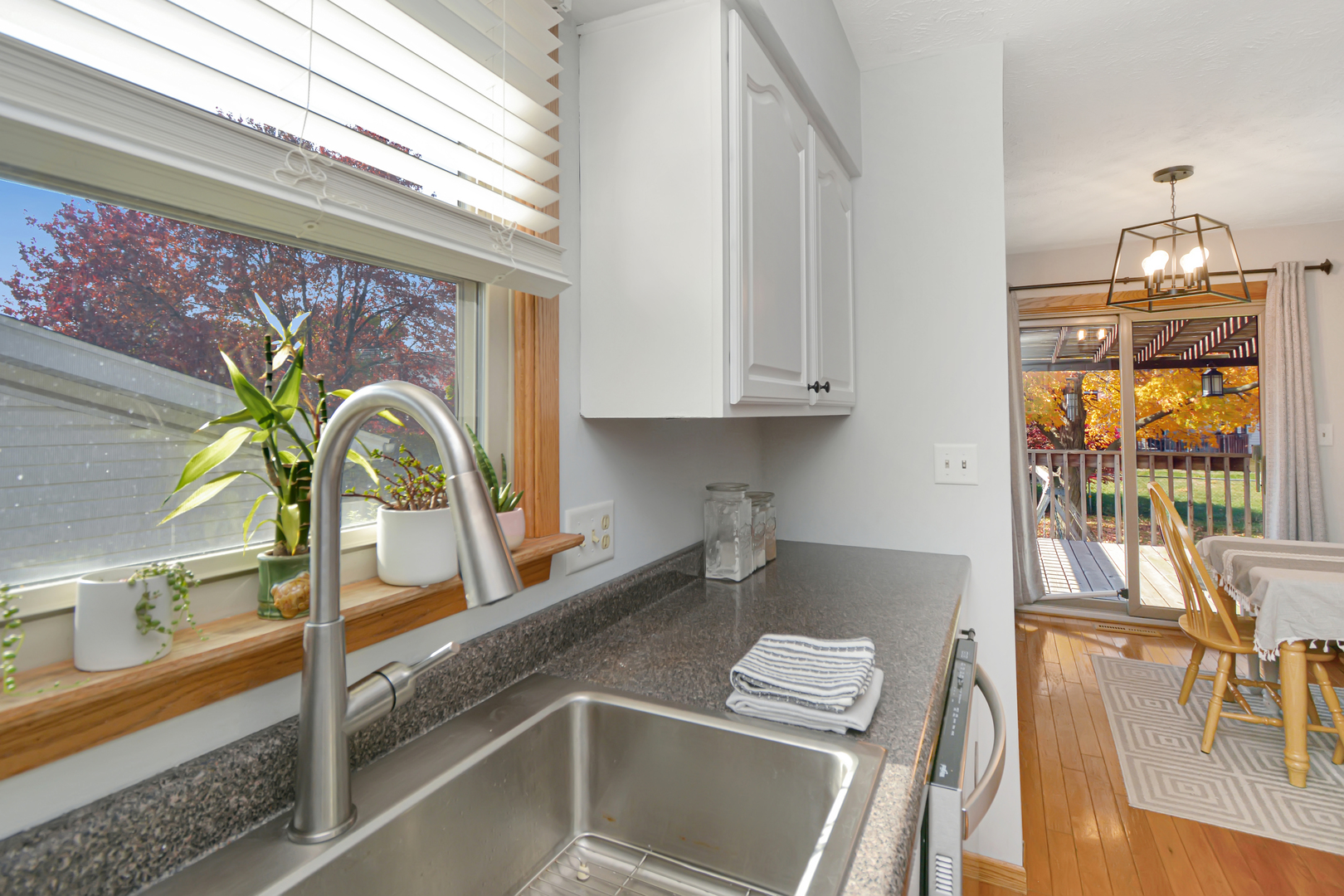 1314 Nicki Drive, Bloomington, IL 61704