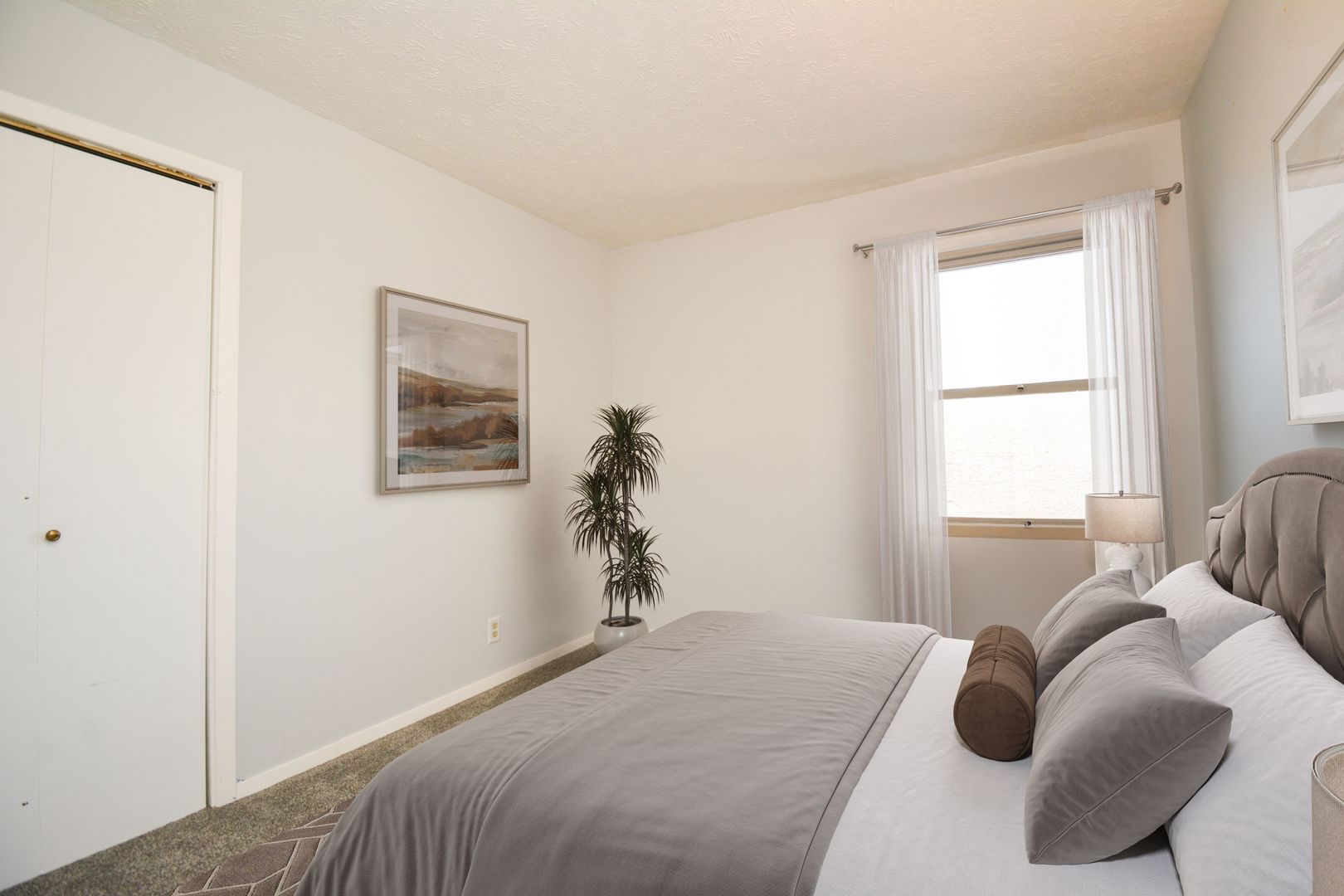 1314 Nicki Drive, Bloomington, IL 61704