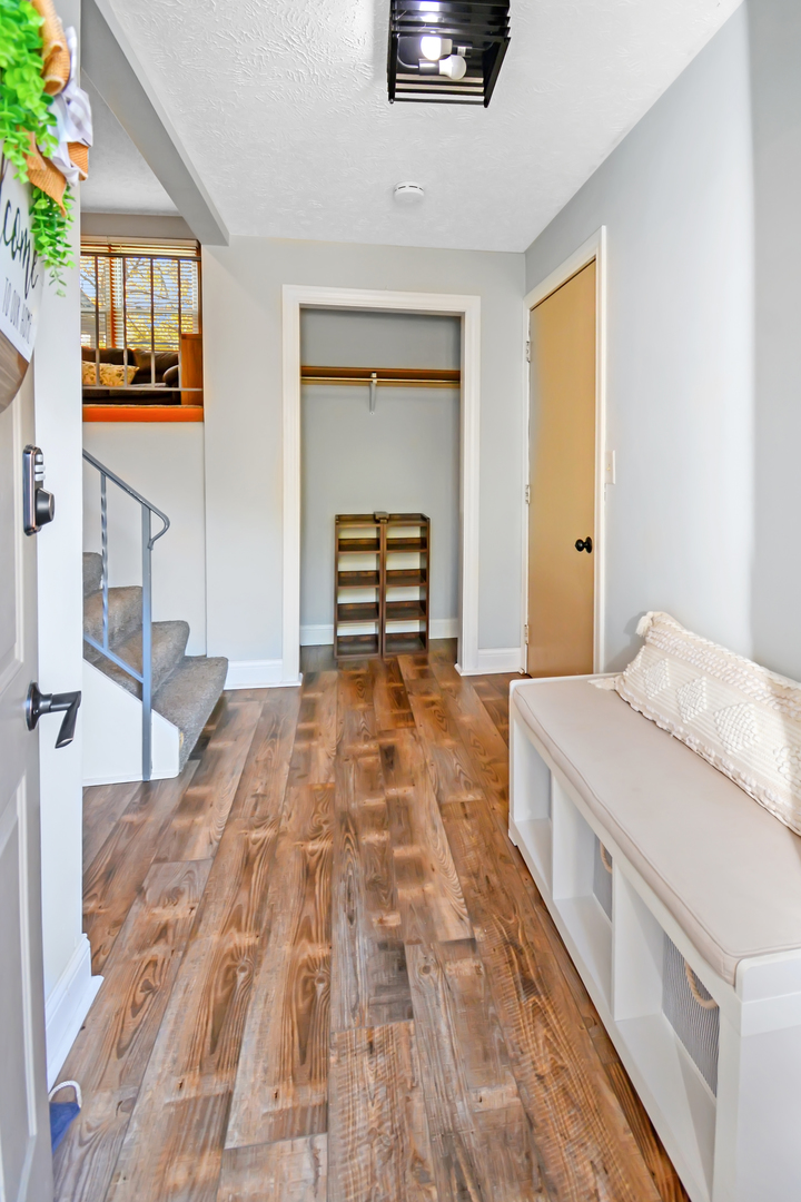 1314 Nicki Drive, Bloomington, IL 61704