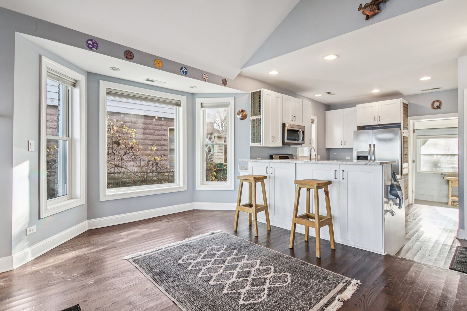 67 Cora Avenue, Fox Lake, IL 60020