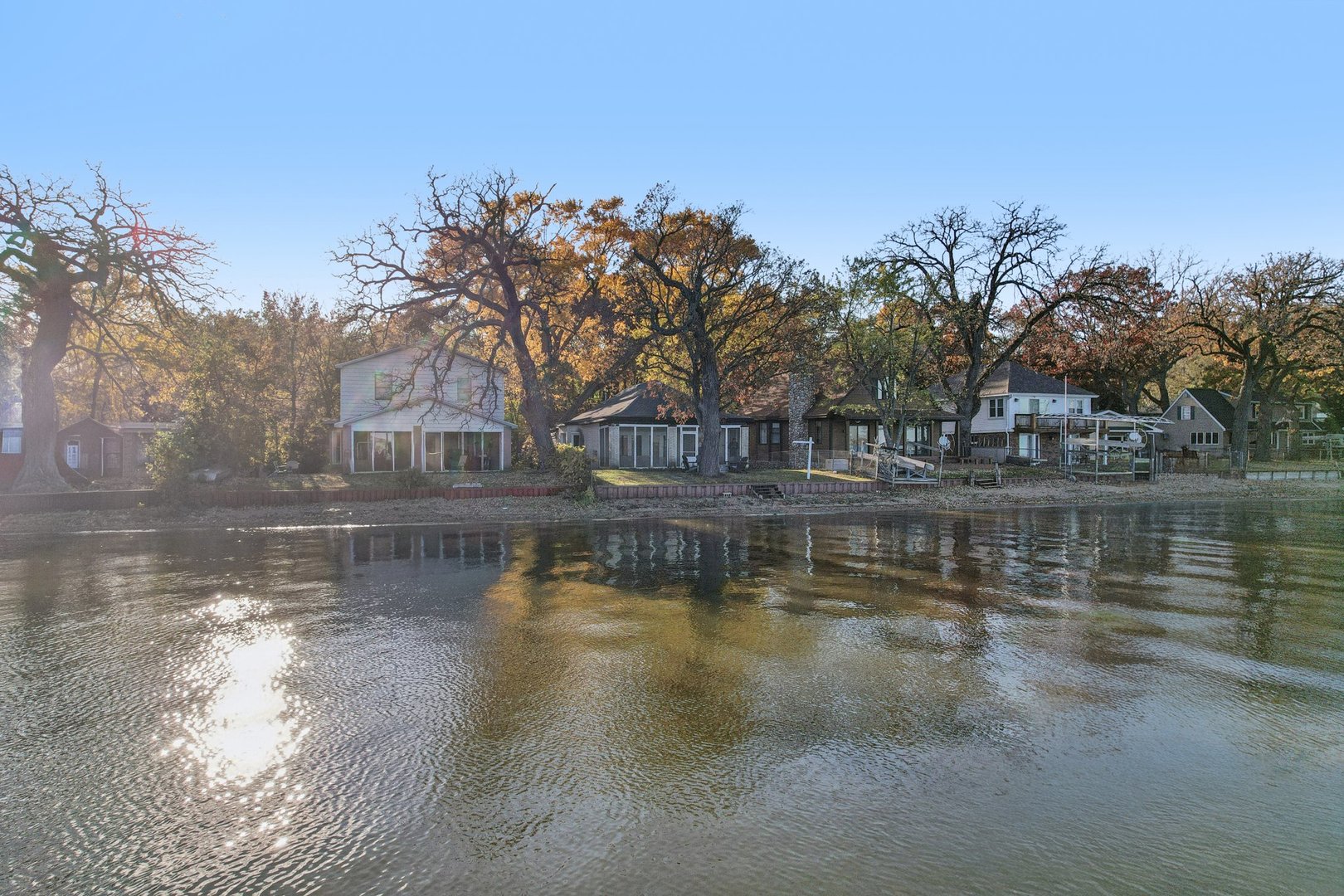 67 Cora Avenue, Fox Lake, IL 60020