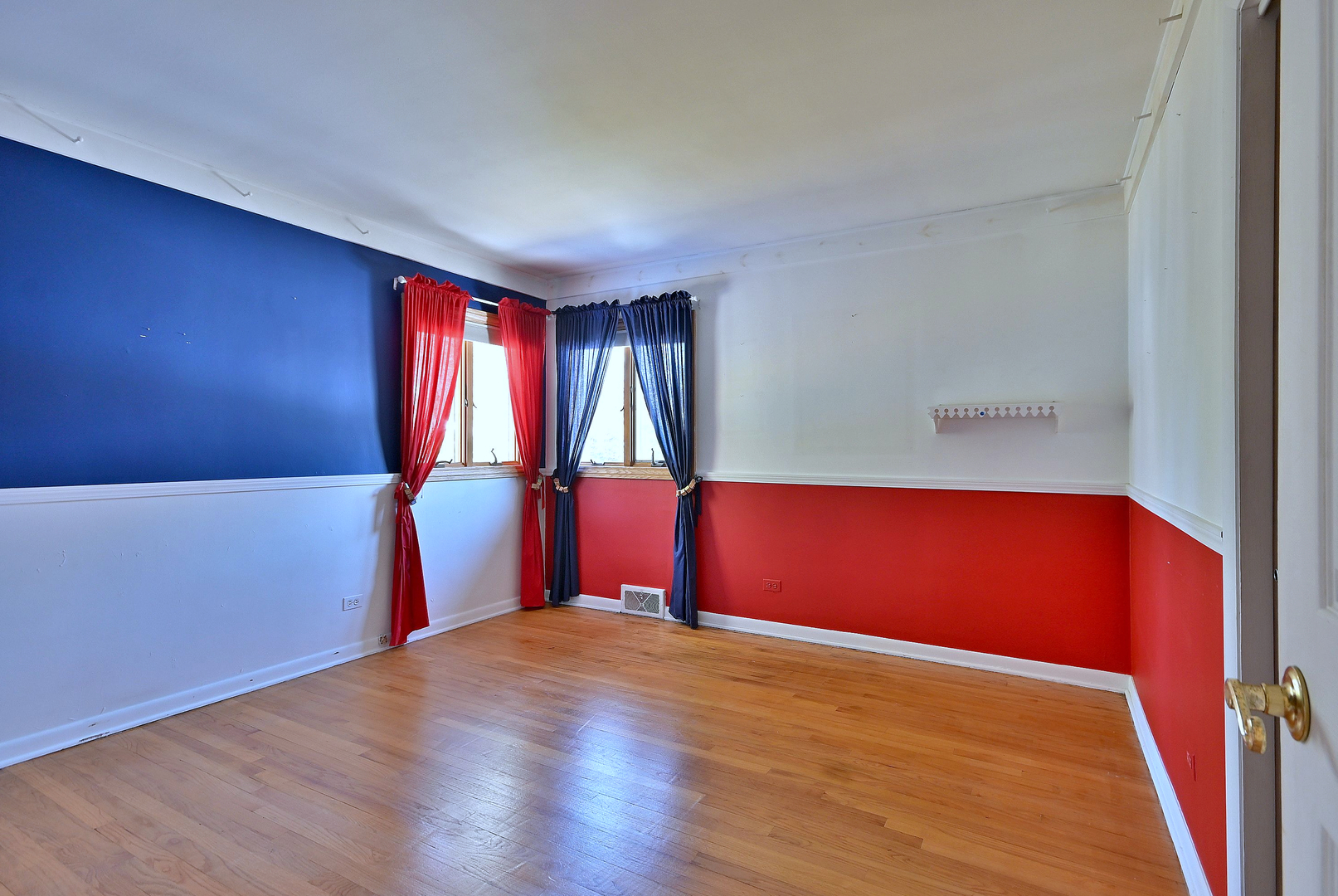 406 Hillcrest Drive, Prospect Heights, IL 60070